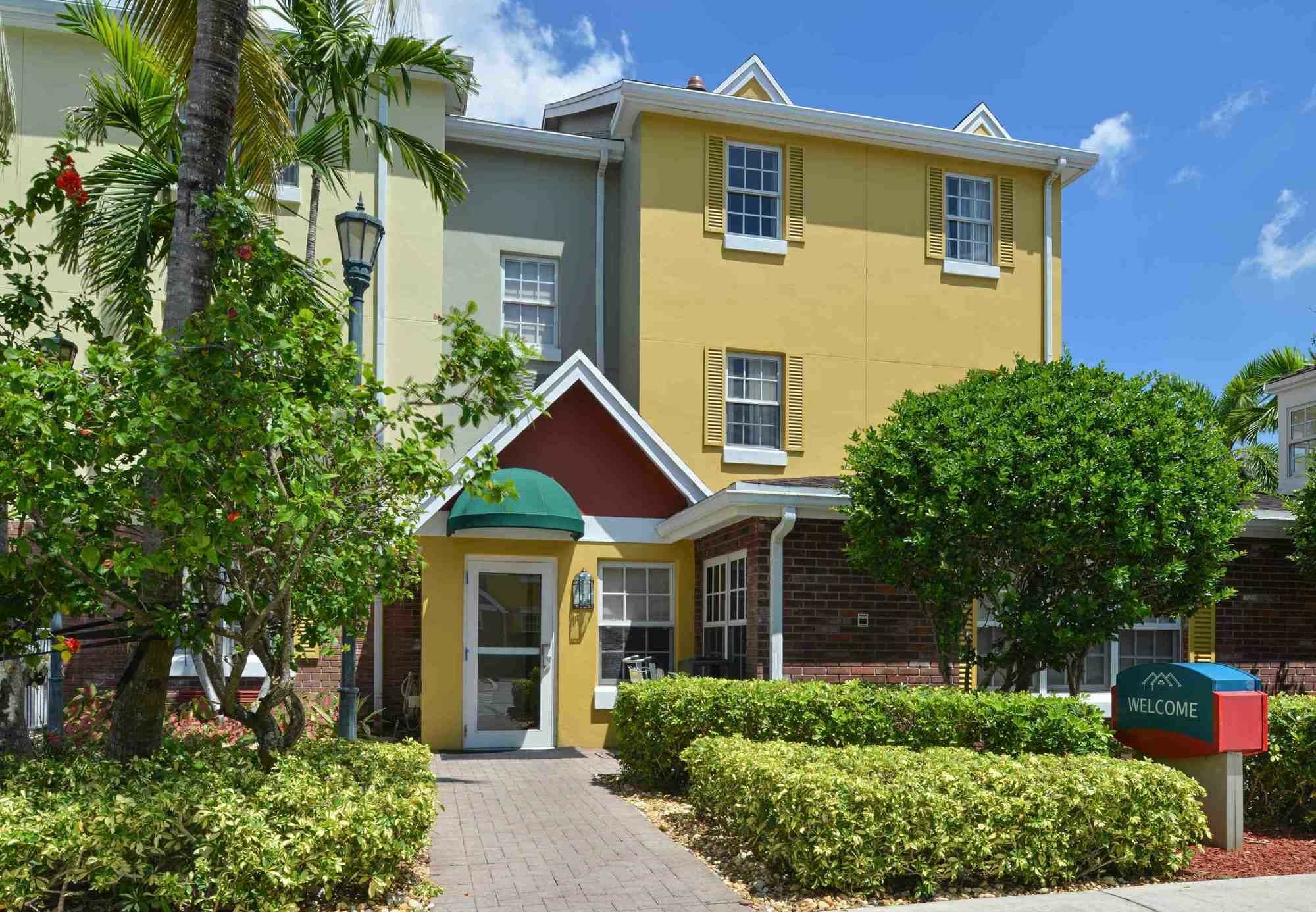 Candlewood Suites Miami Lakes By Ihg Kültér fotó